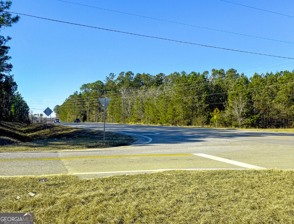 19477 Us Highway 80 E Property Photo 6
