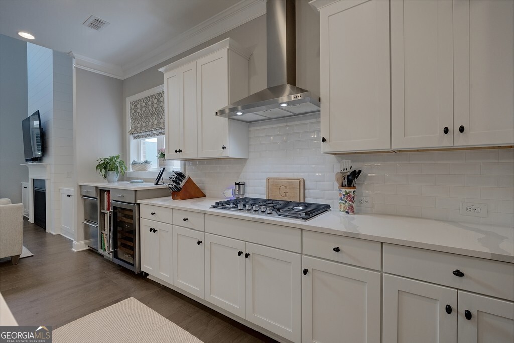 320 Harp Street Property Photo 11