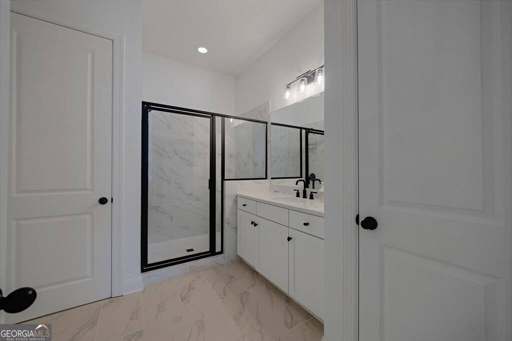 320 Harp Street Property Photo 26