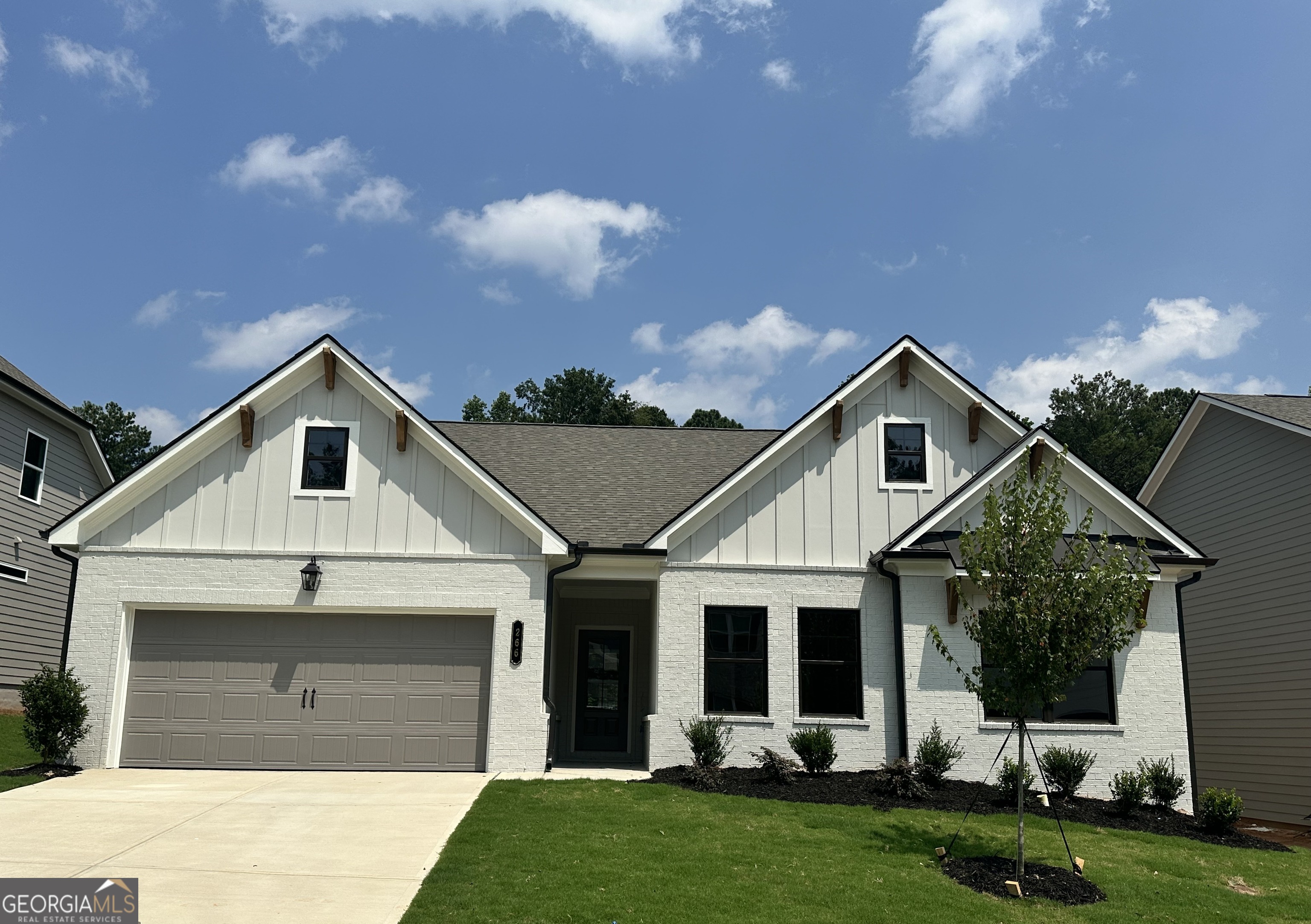 266 Wingate Drive Property Photo 1