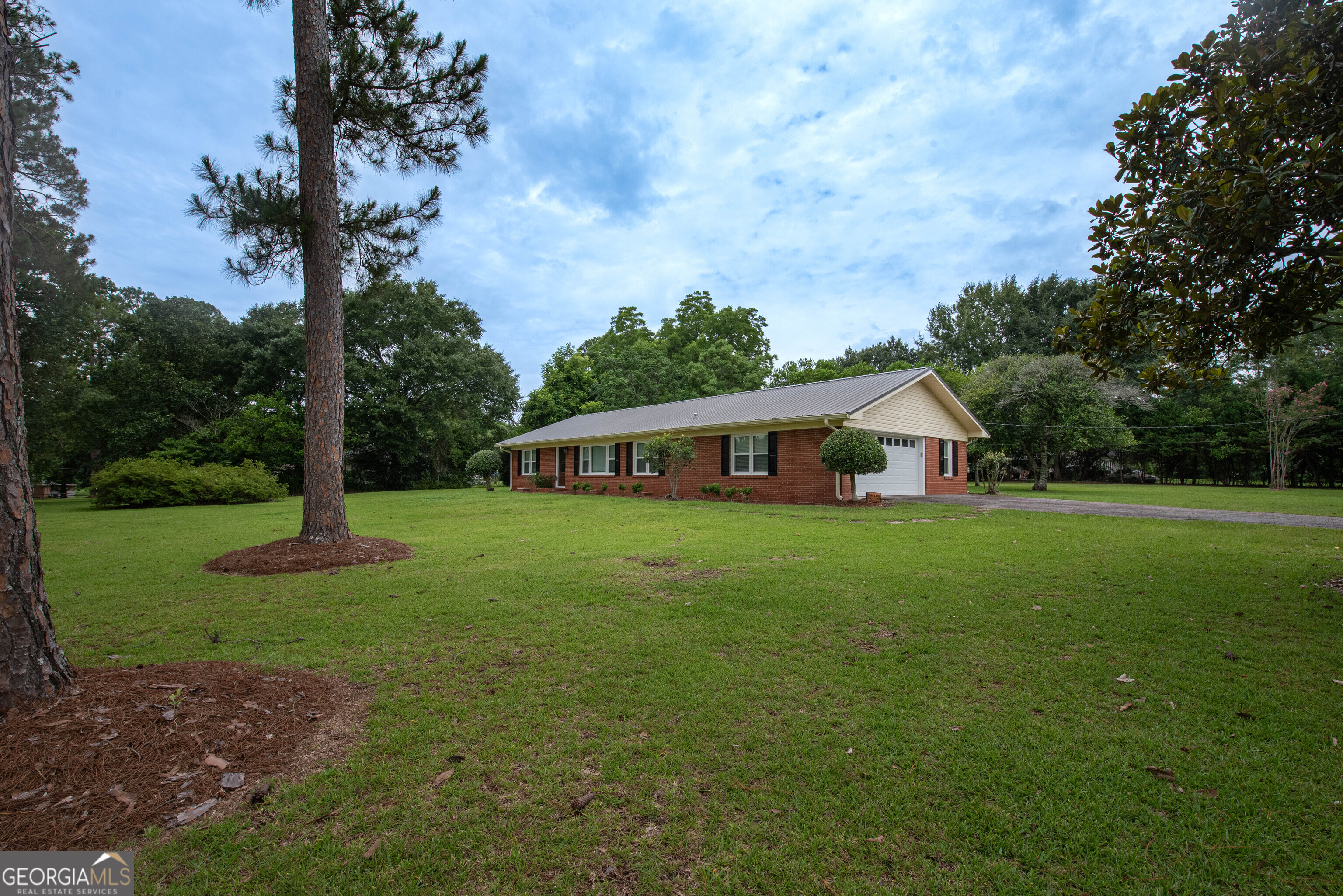 281 Peggy Drive Property Photo 6