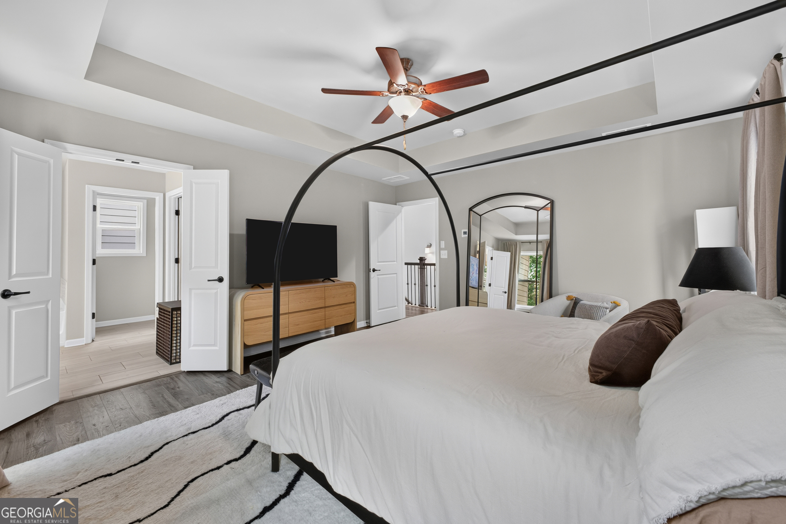 2111 Westside Drive Property Photo 17