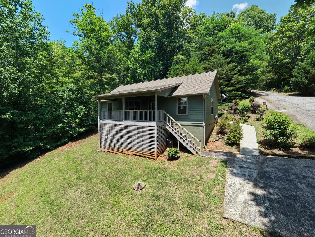 2270 Valley View Drive Property Photo 1