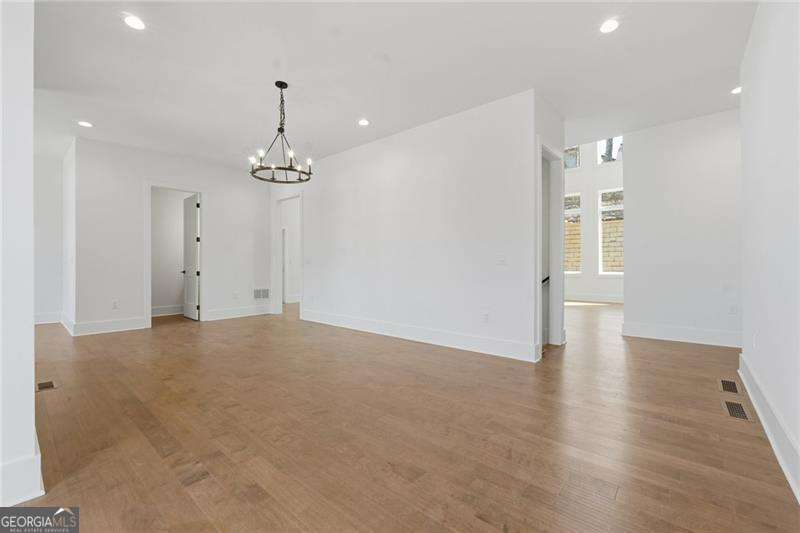 3985 Clifton Hill Court Property Photo 6