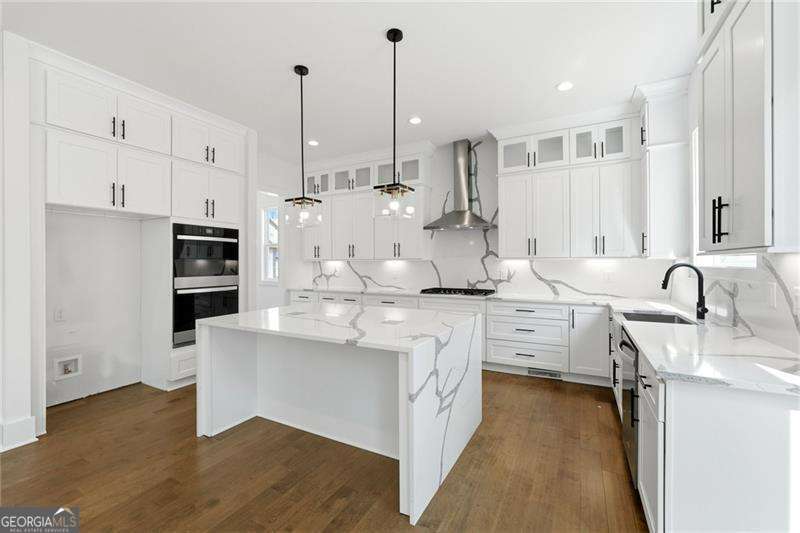 3985 Clifton Hill Court Property Photo 9