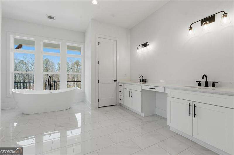 3985 Clifton Hill Court Property Photo 16