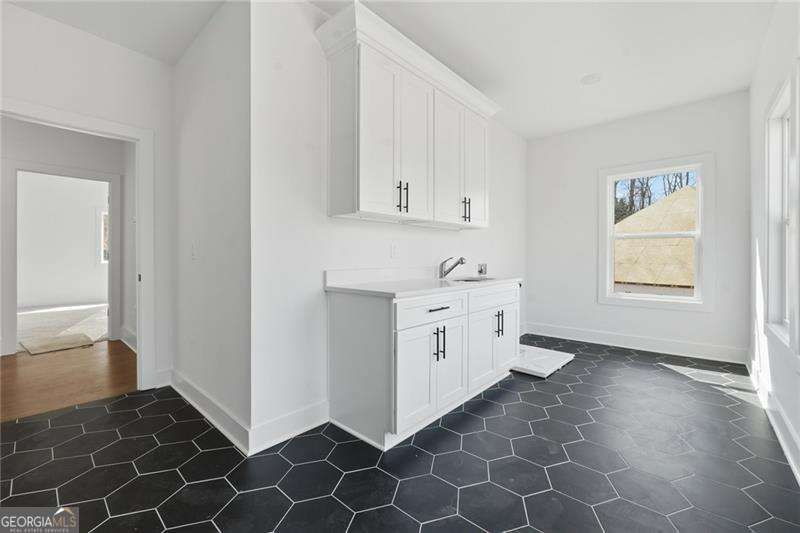 3985 Clifton Hill Court Property Photo 26