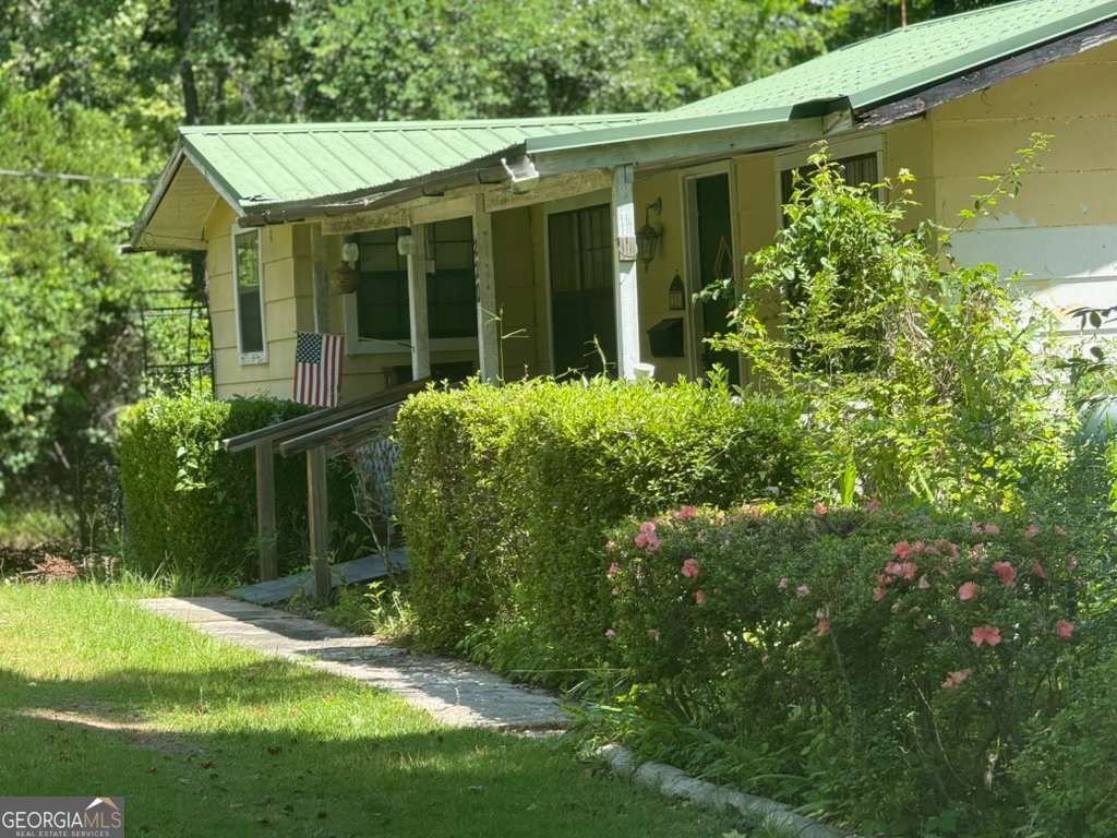 220 Presley Drive Property Photo 1