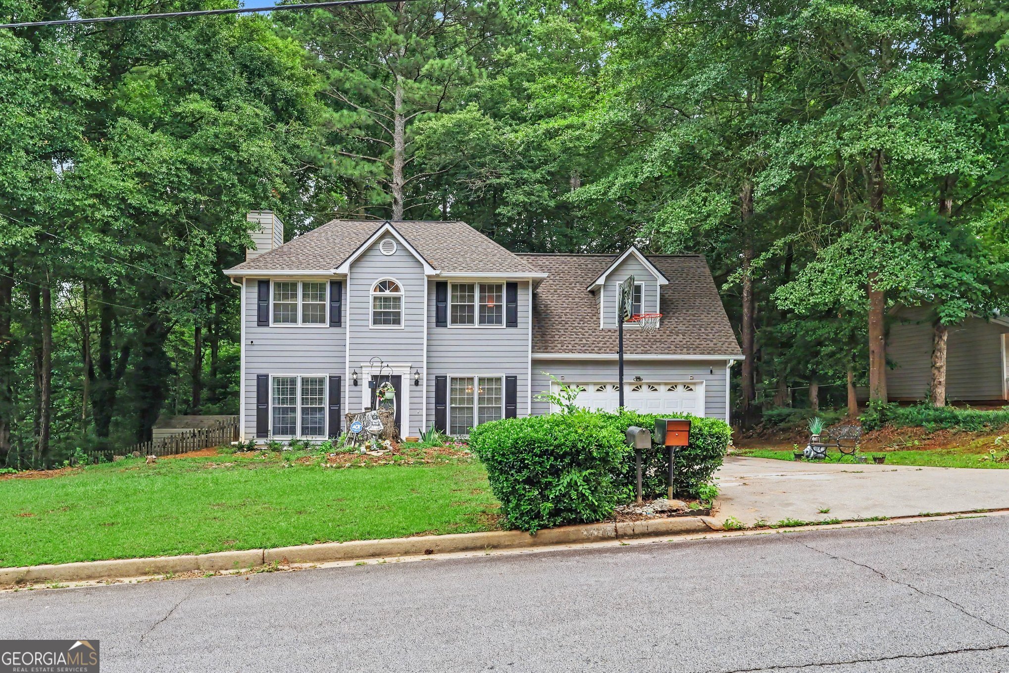 3738 Windy Hill Drive Se Property Photo 1
