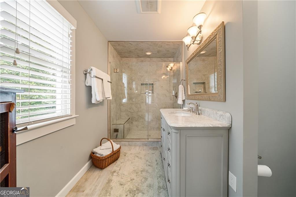 2957 Leasa Court Property Photo 32