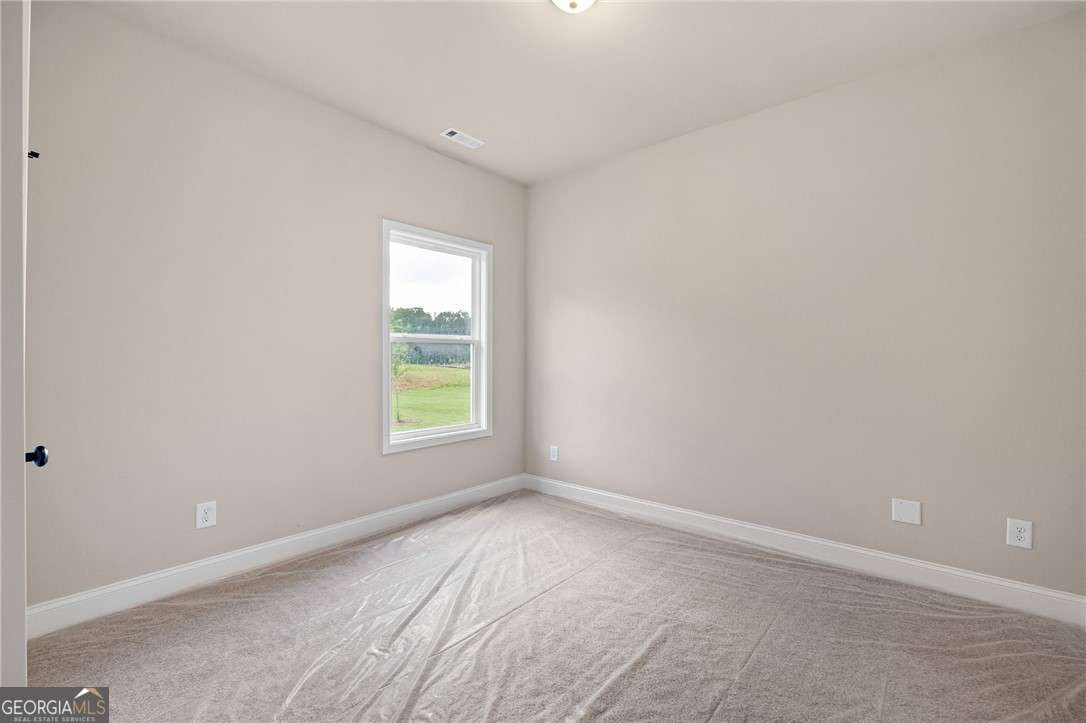 106 Winston Way Property Photo 12