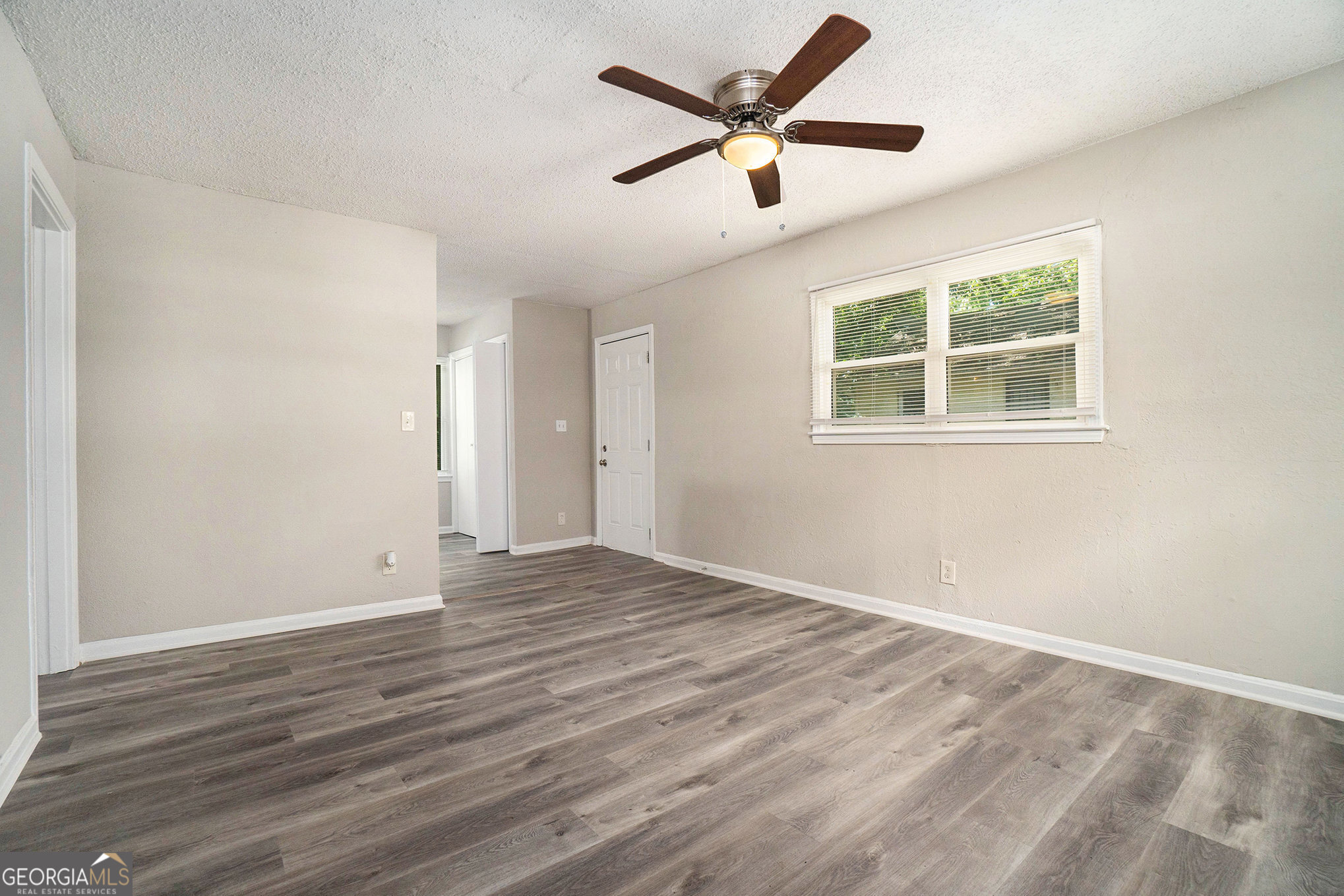 114 Howell Drive Sw Property Photo 3