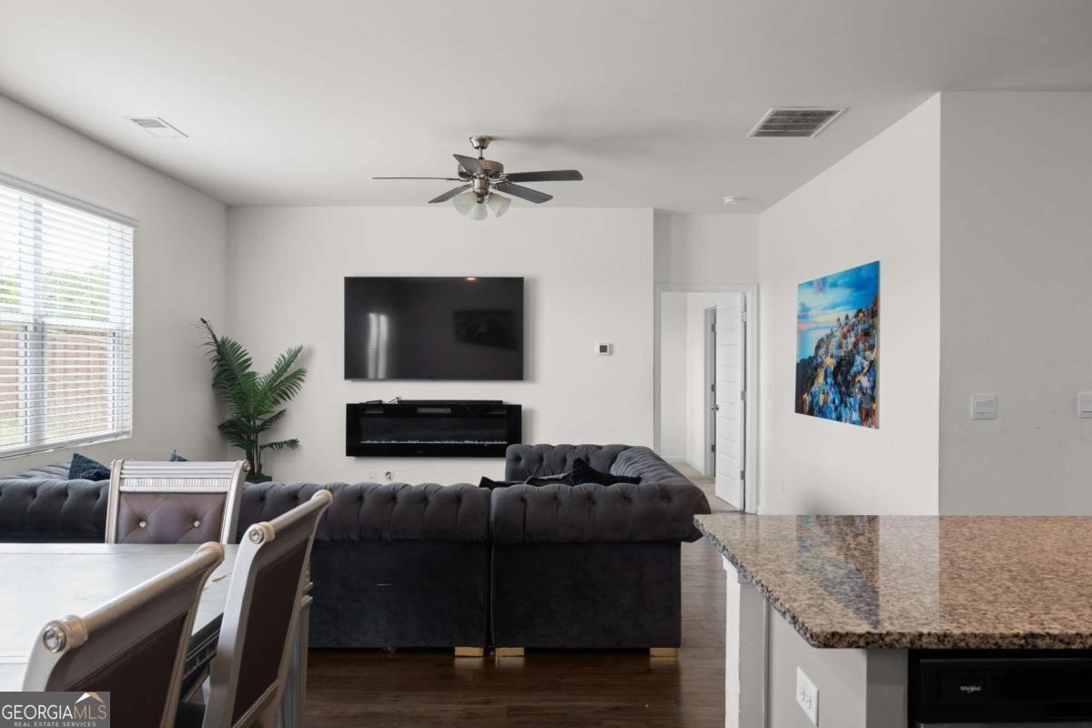 245 Canberra Way Property Photo 7
