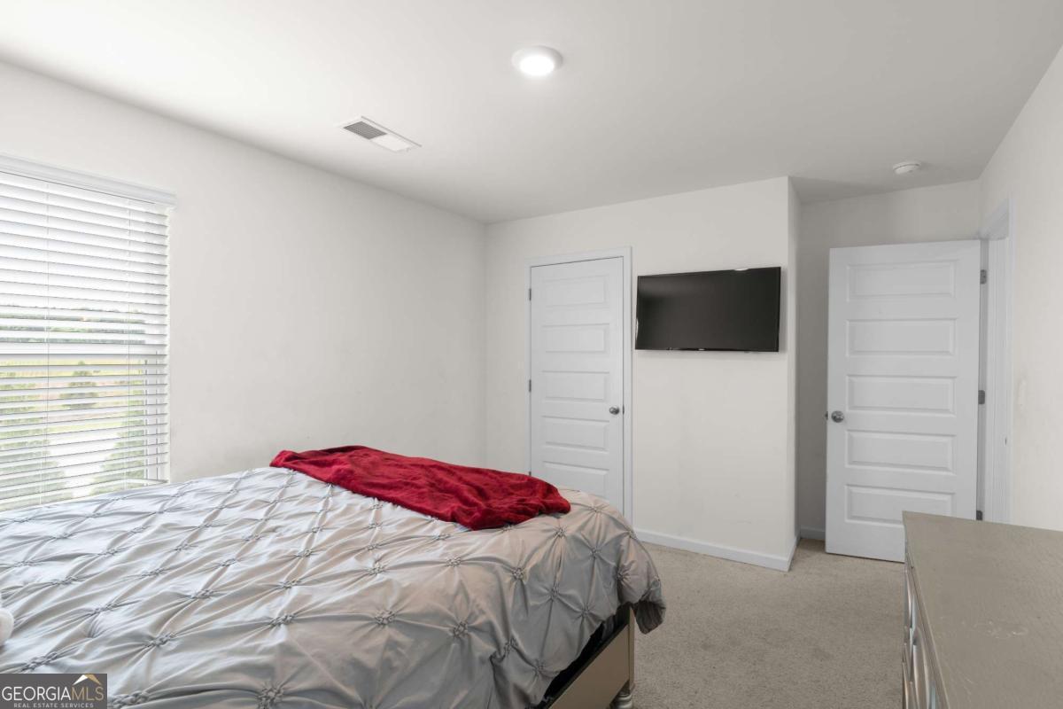 245 Canberra Way Property Photo 16