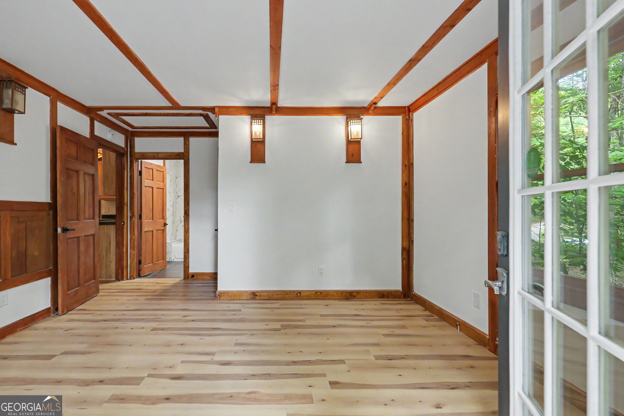 996 Crestview Drive Property Photo 21