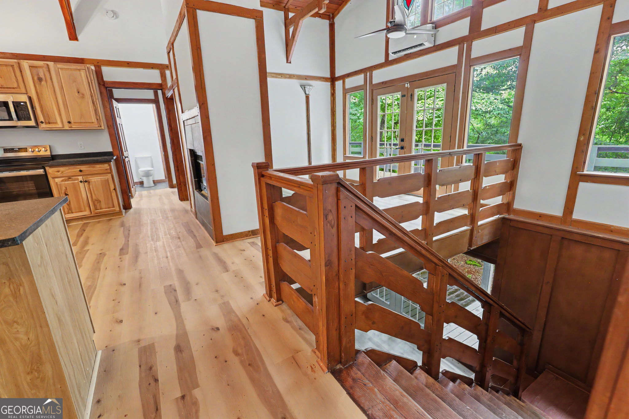 996 Crestview Drive Property Photo 29
