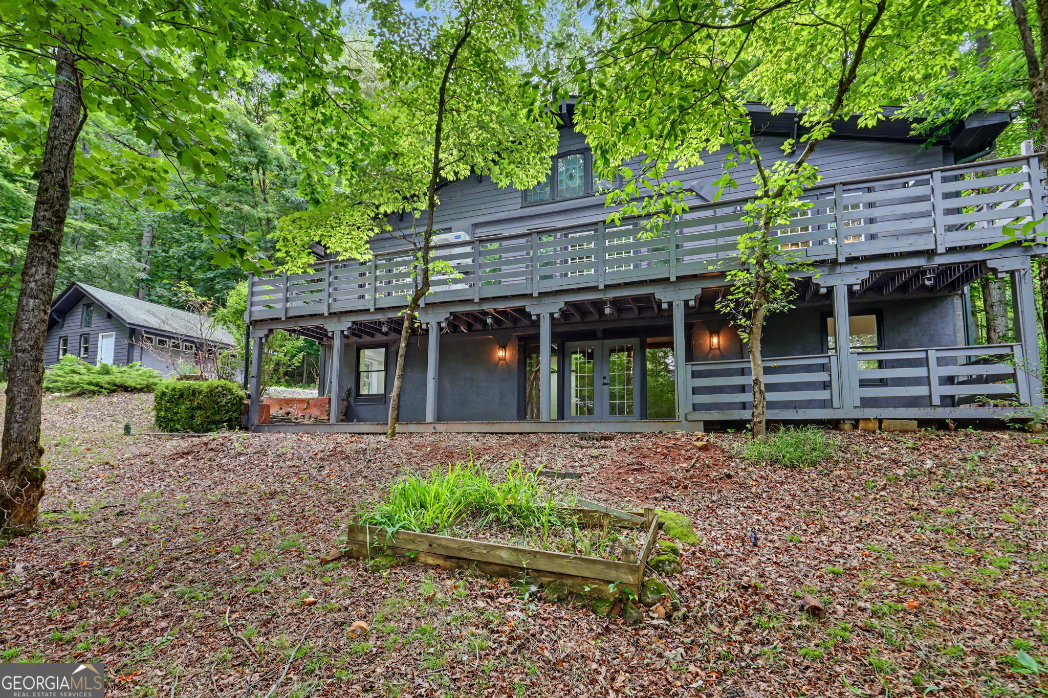 996 Crestview Drive Property Photo 33
