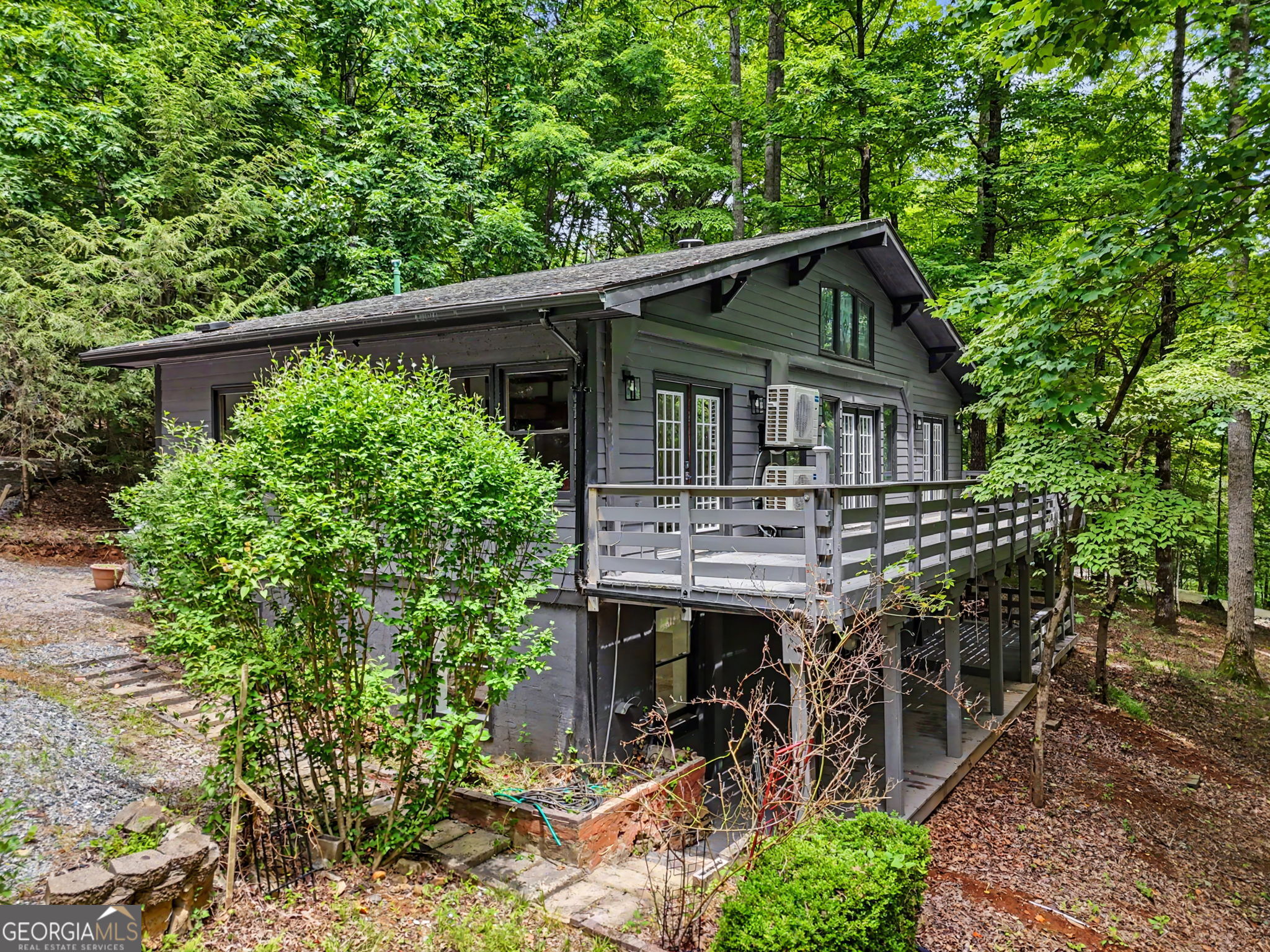 996 Crestview Drive Property Photo 34