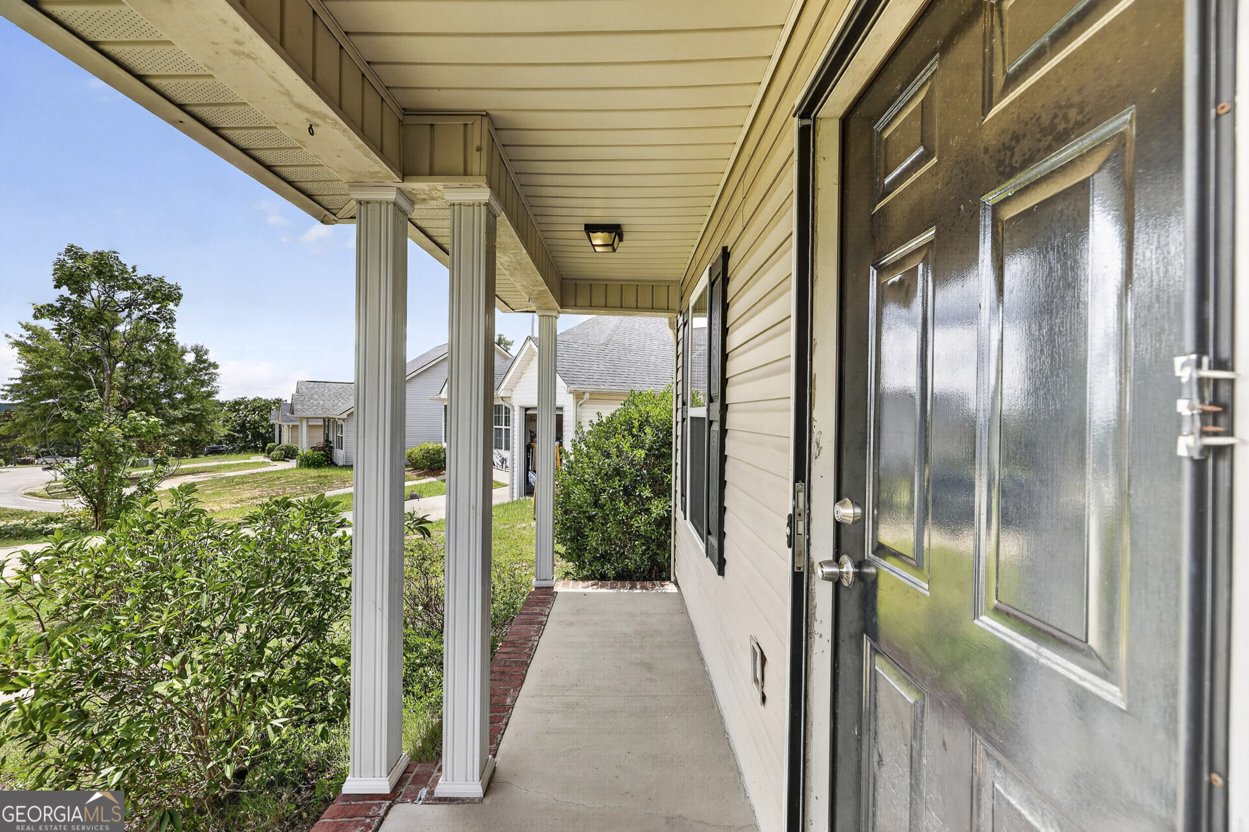 2123 Whitney South Drive Property Photo 5