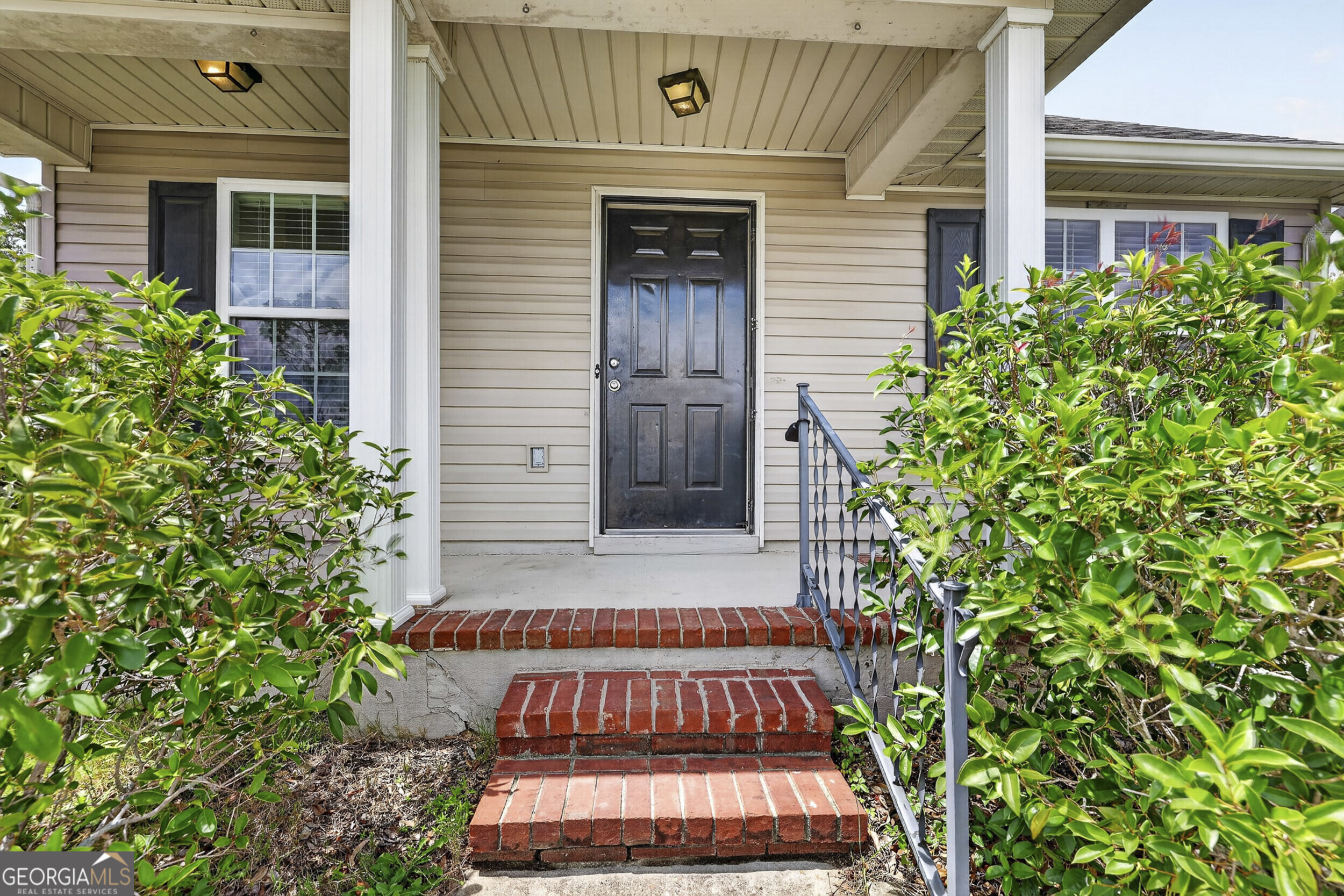 2123 Whitney South Drive Property Photo 6