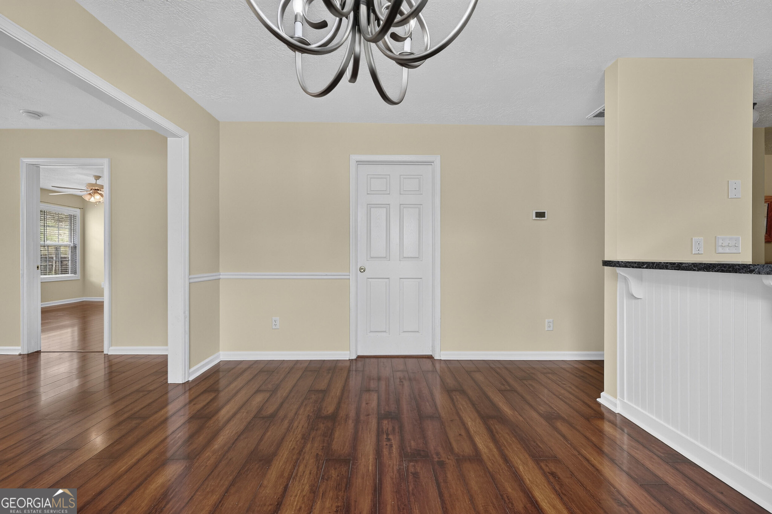 2123 Whitney South Drive Property Photo 25