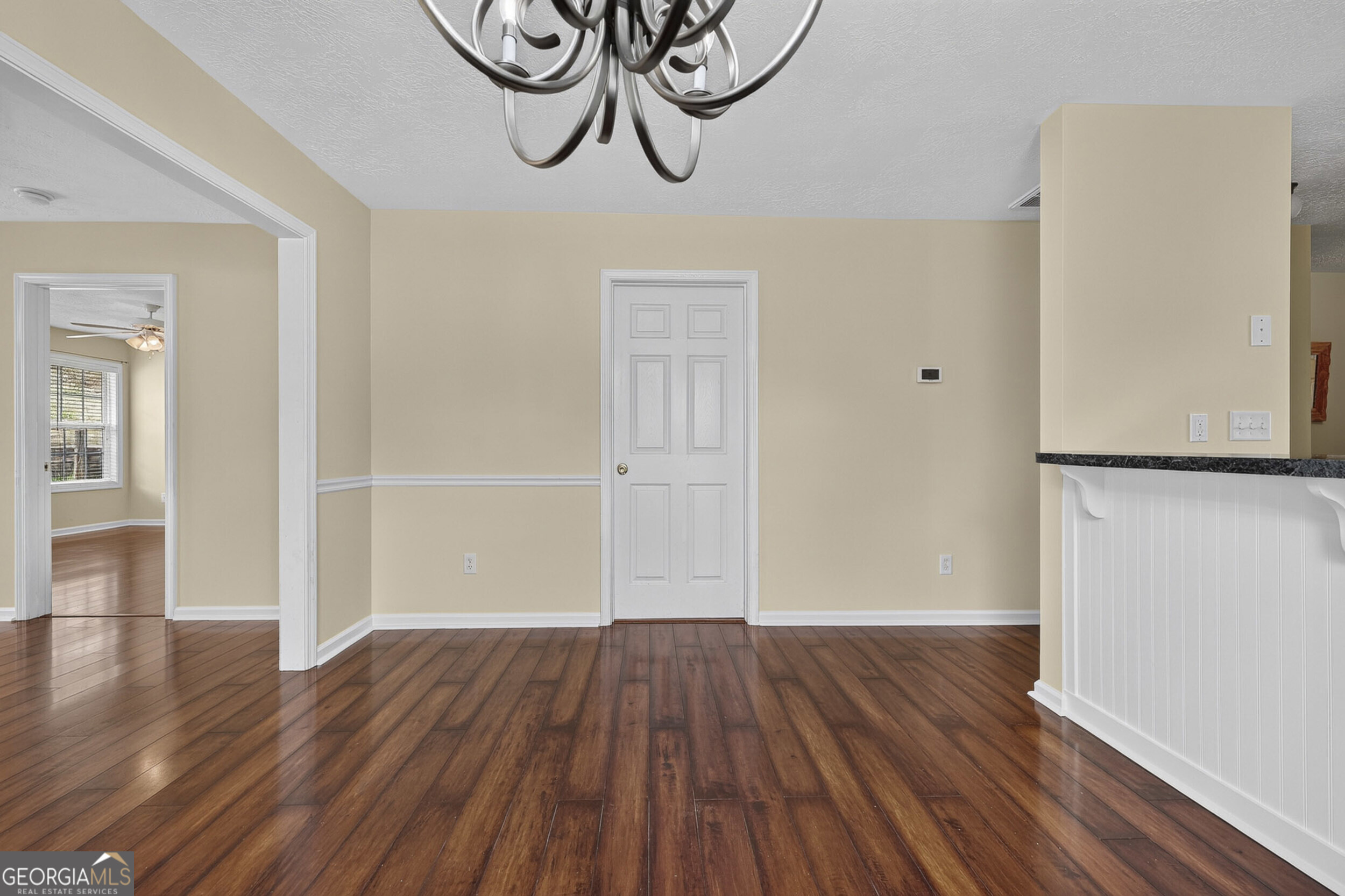 2123 Whitney South Drive Property Photo 26