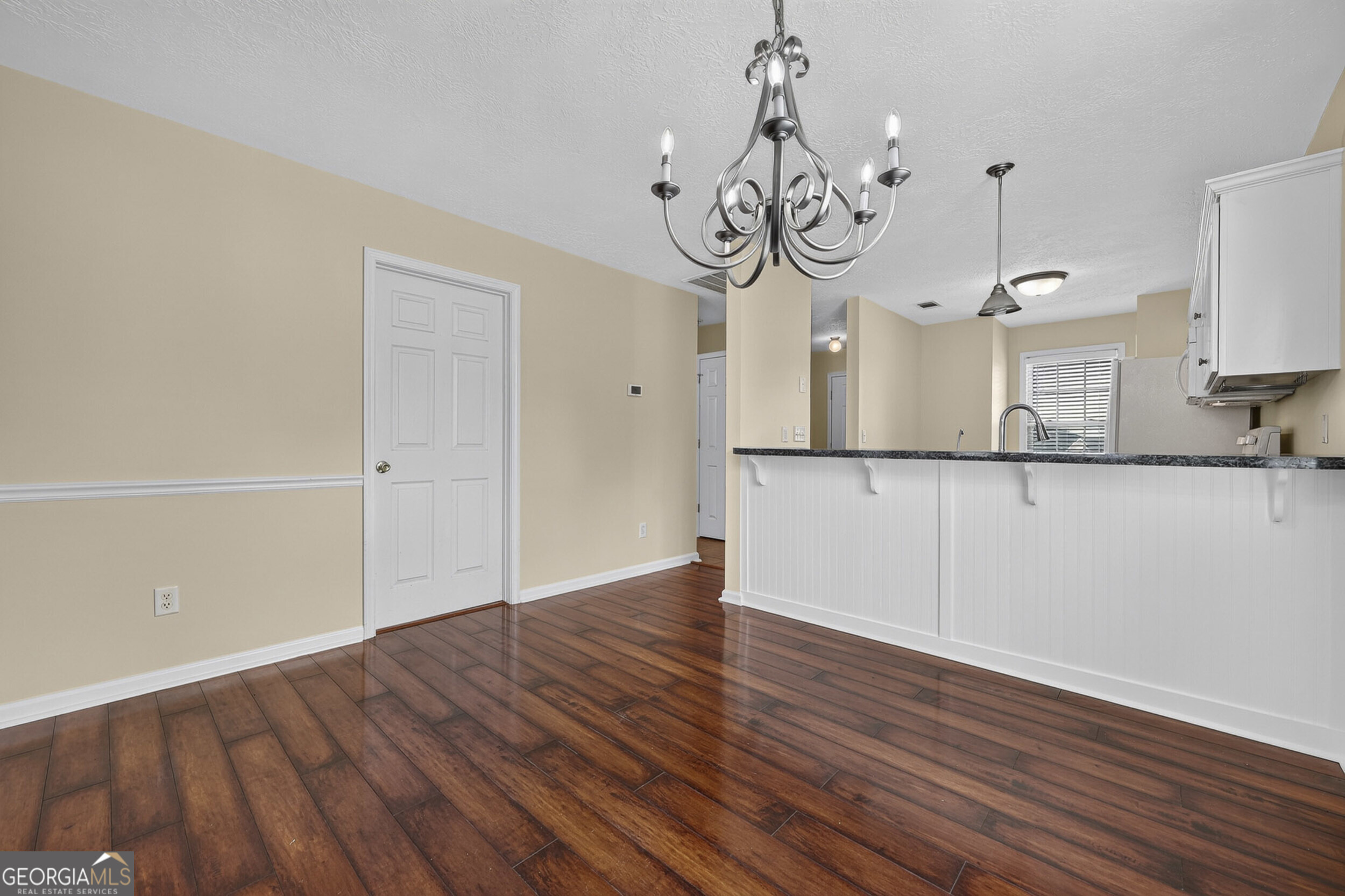 2123 Whitney South Drive Property Photo 27
