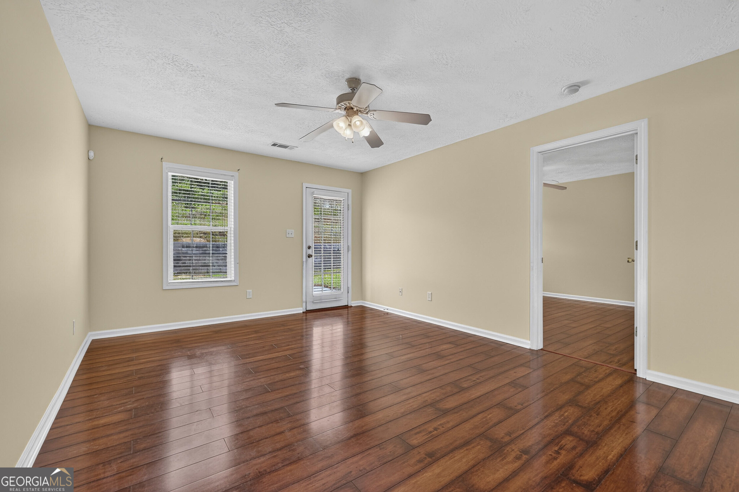 2123 Whitney South Drive Property Photo 33