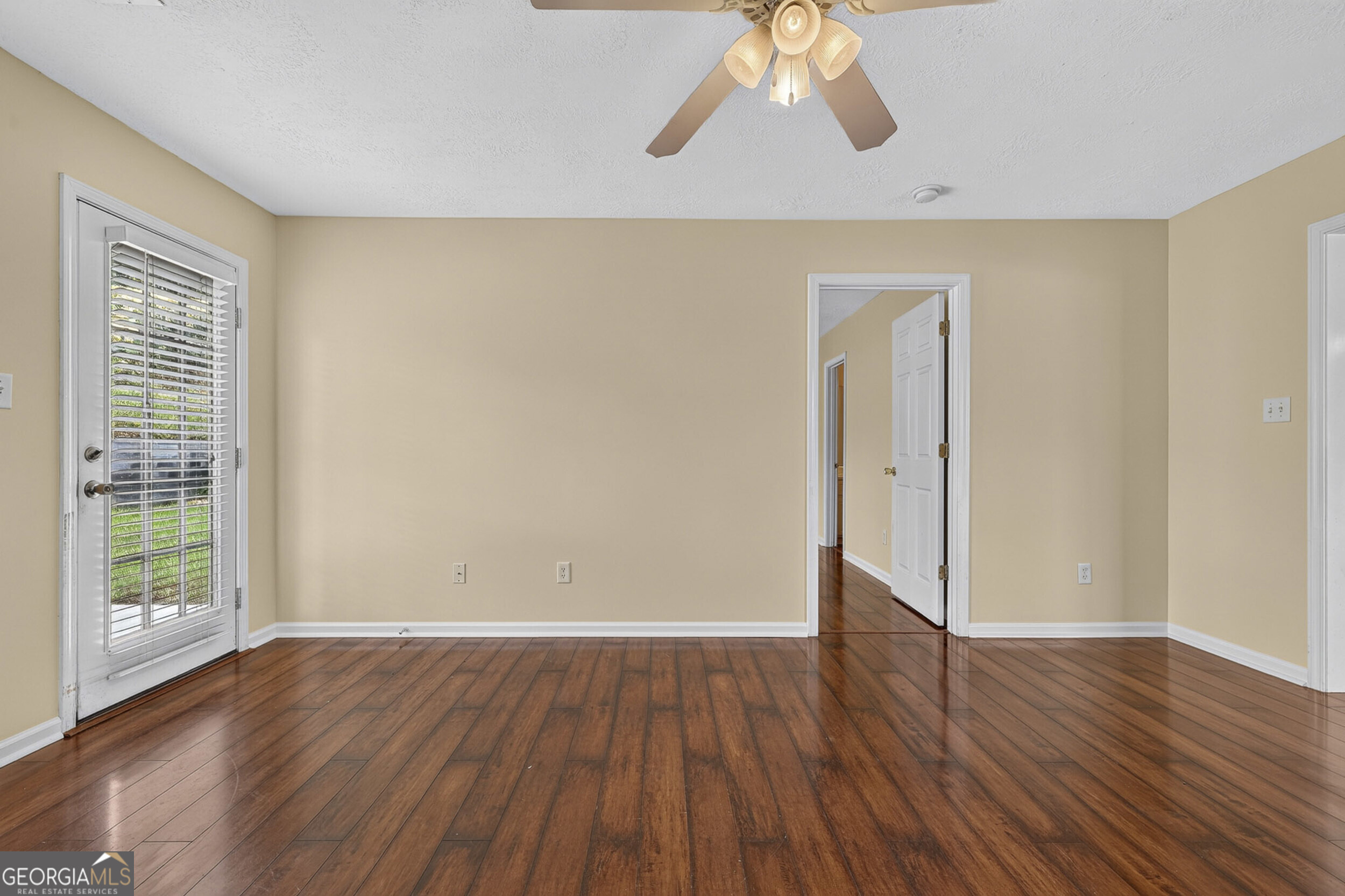 2123 Whitney South Drive Property Photo 34
