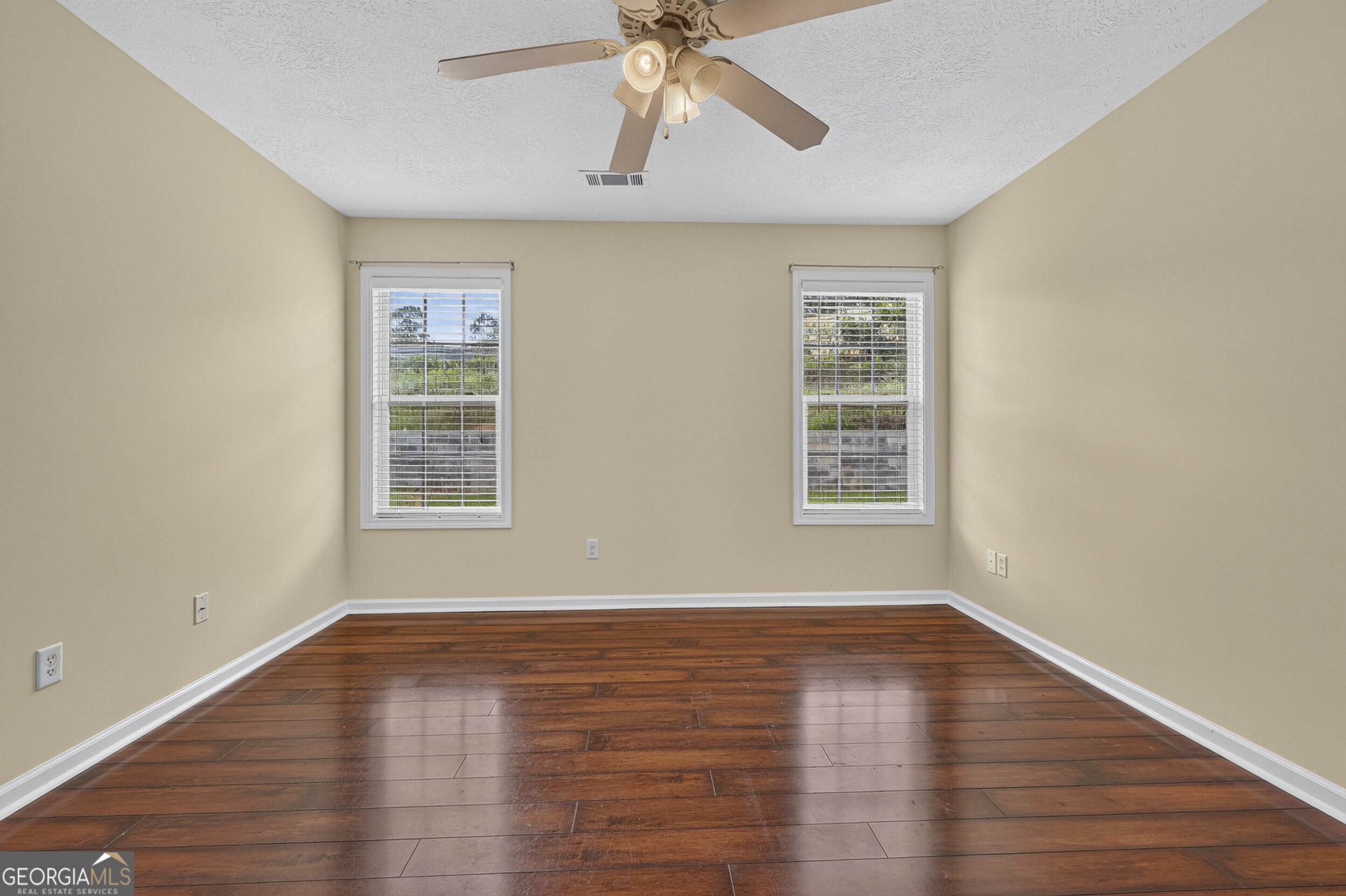 2123 Whitney South Drive Property Photo 39