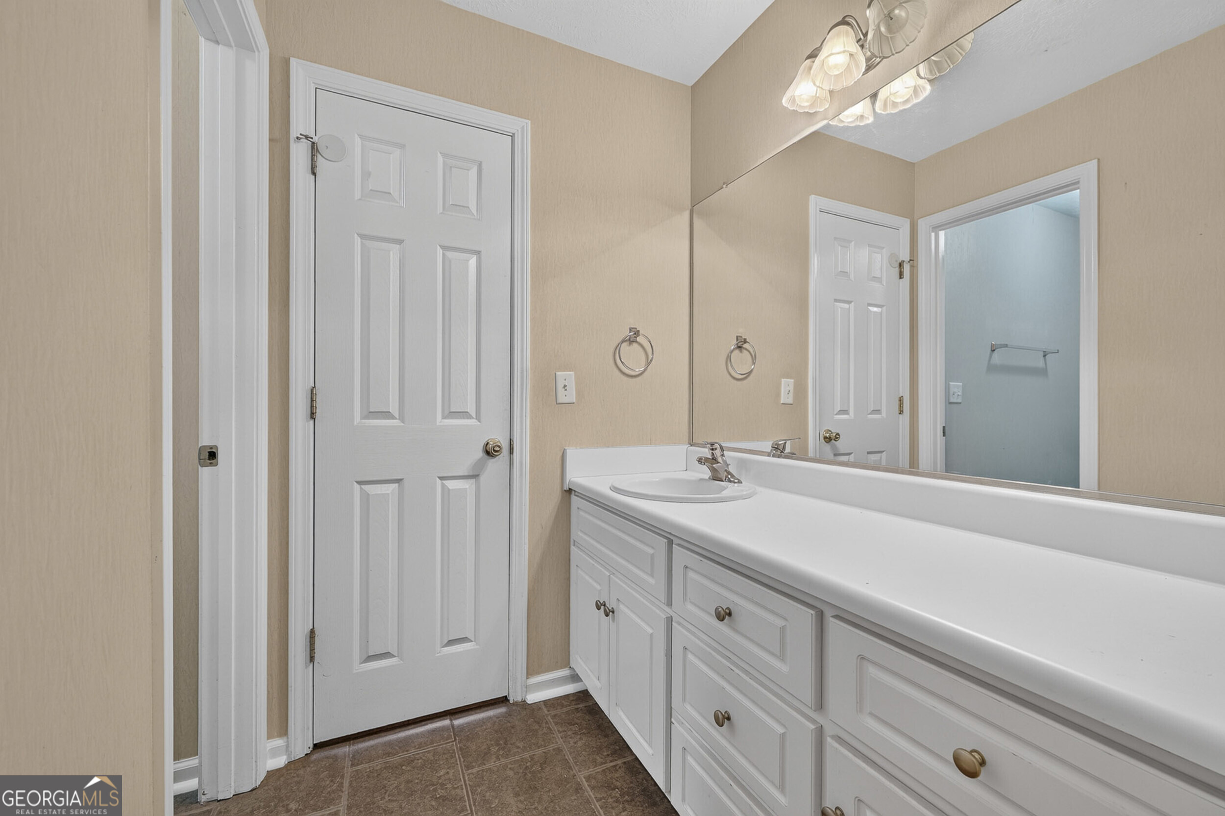2123 Whitney South Drive Property Photo 46