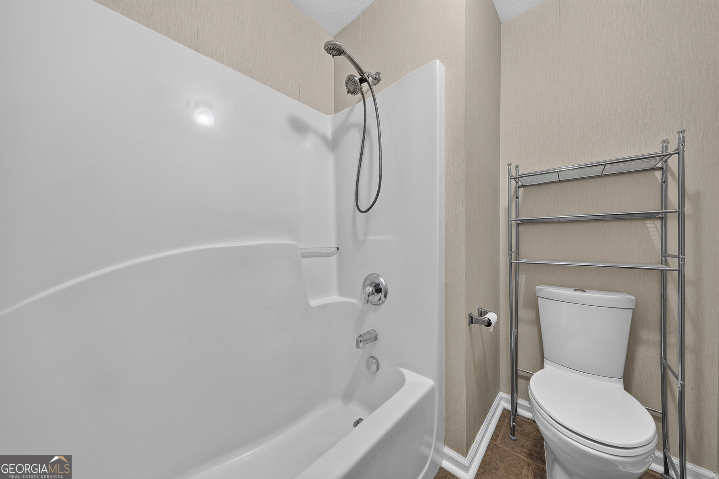 2123 Whitney South Drive Property Photo 48