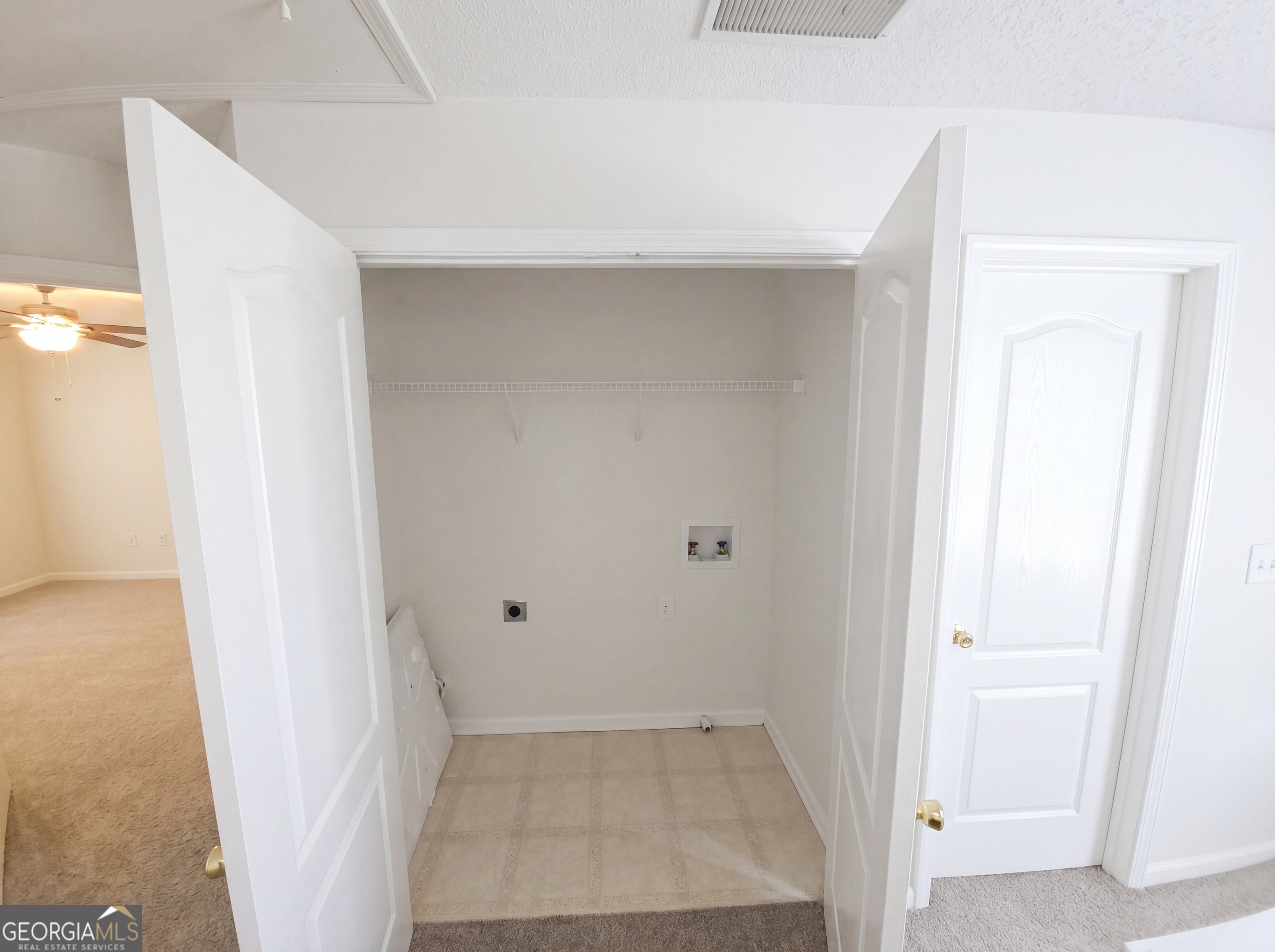 220 Fox Creek Boulevard Property Photo 13