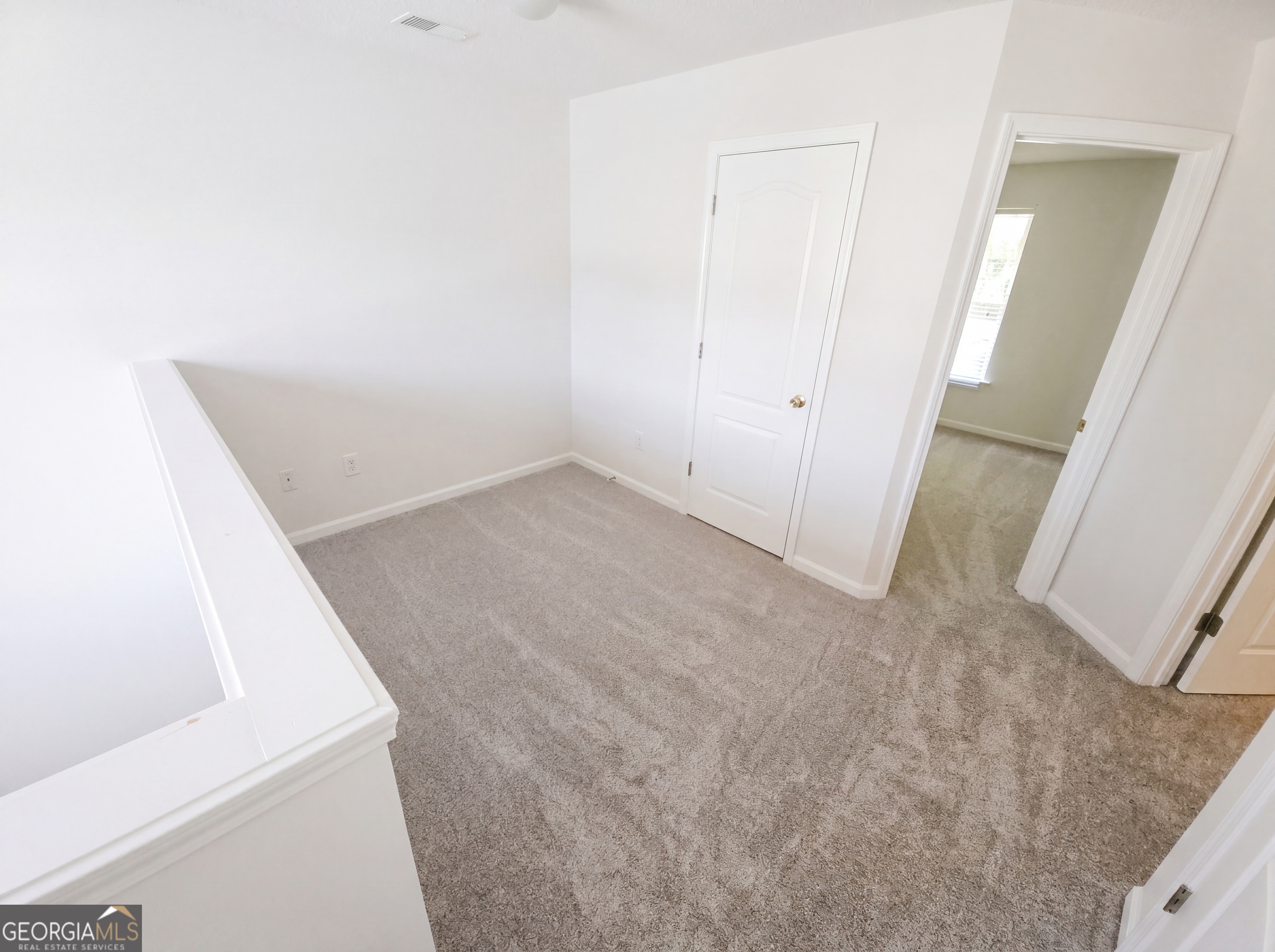 220 Fox Creek Boulevard Property Photo 15