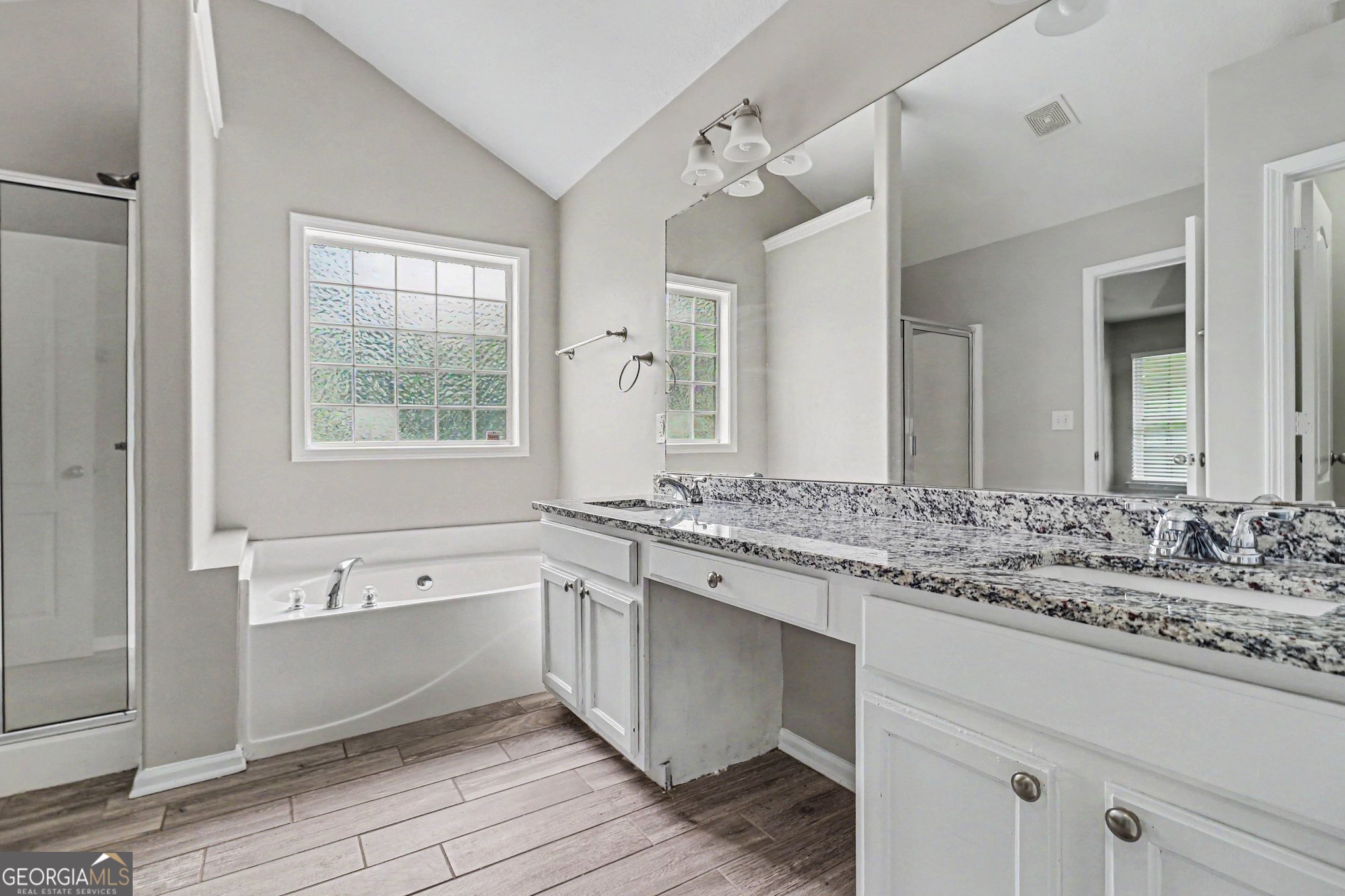 107 Shadow Creek Court Property Photo 18