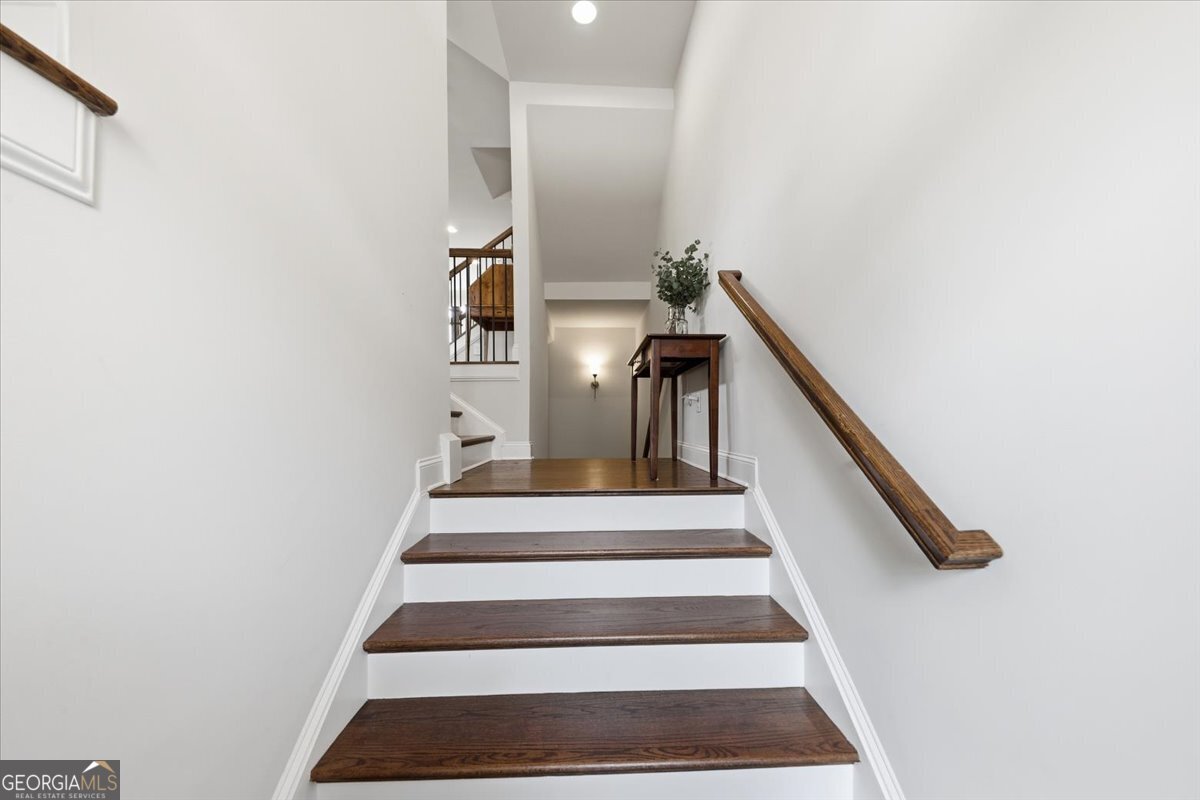 1421 Wisteria Wall Drive Property Photo 6