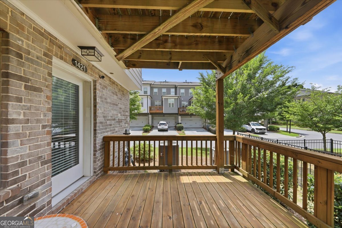 1421 Wisteria Wall Drive Property Photo 27