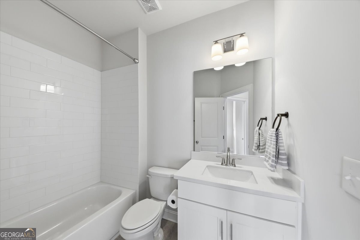 1421 Wisteria Wall Drive Property Photo 40