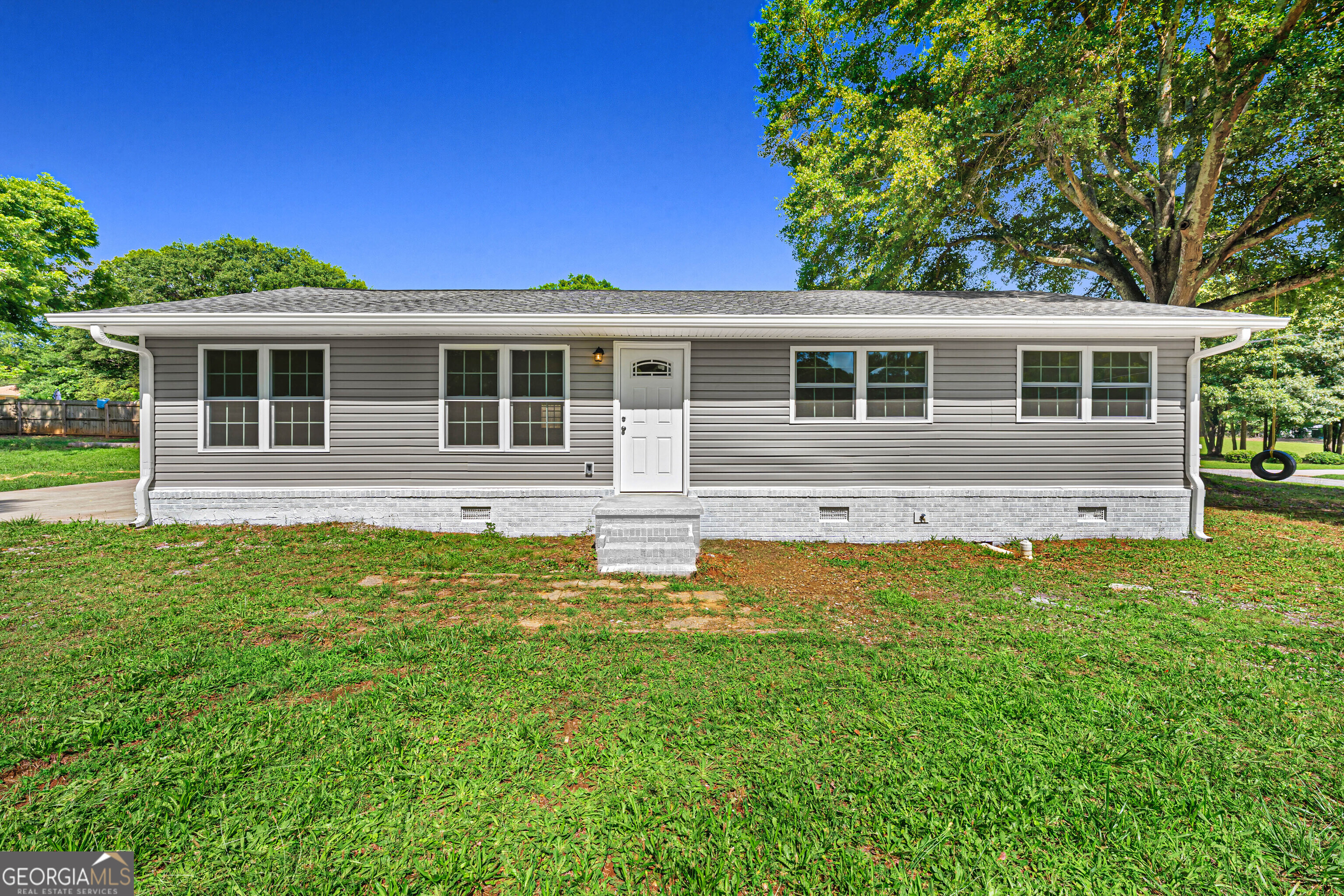 16 Elm Street Property Photo 1