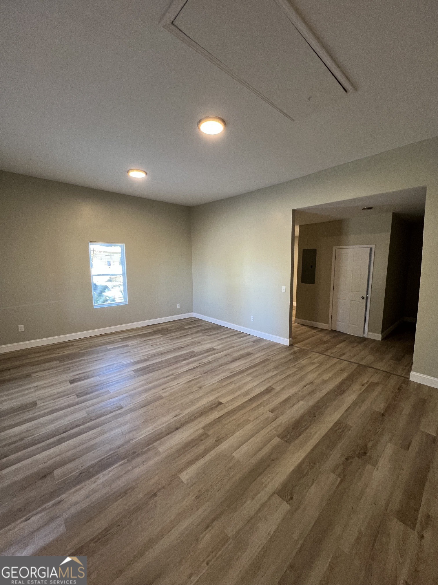 4301 Marion Avenue Property Photo 11
