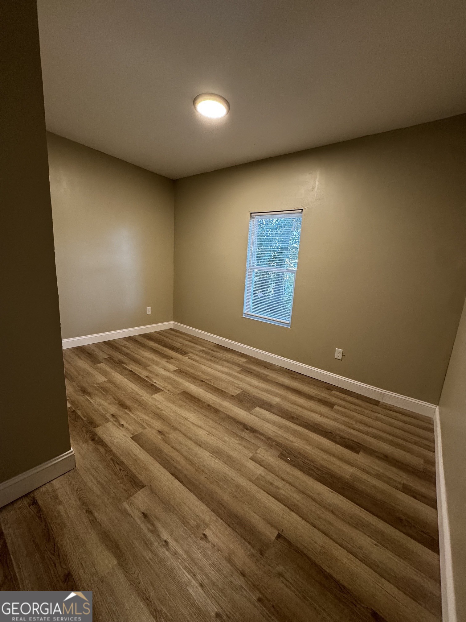 4301 Marion Avenue Property Photo 13