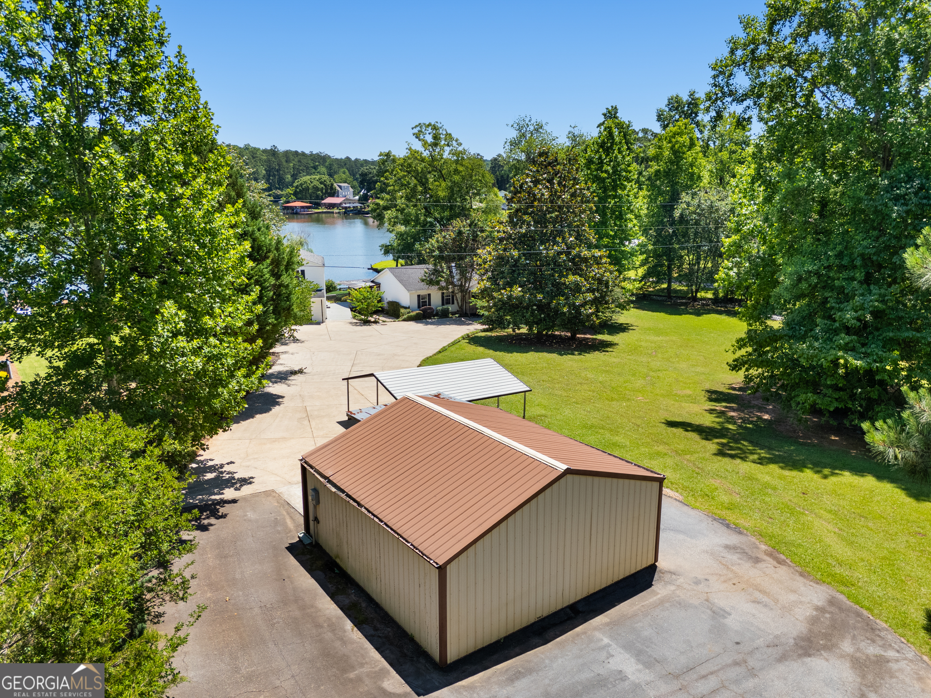 188 Deptula Road Property Photo 5
