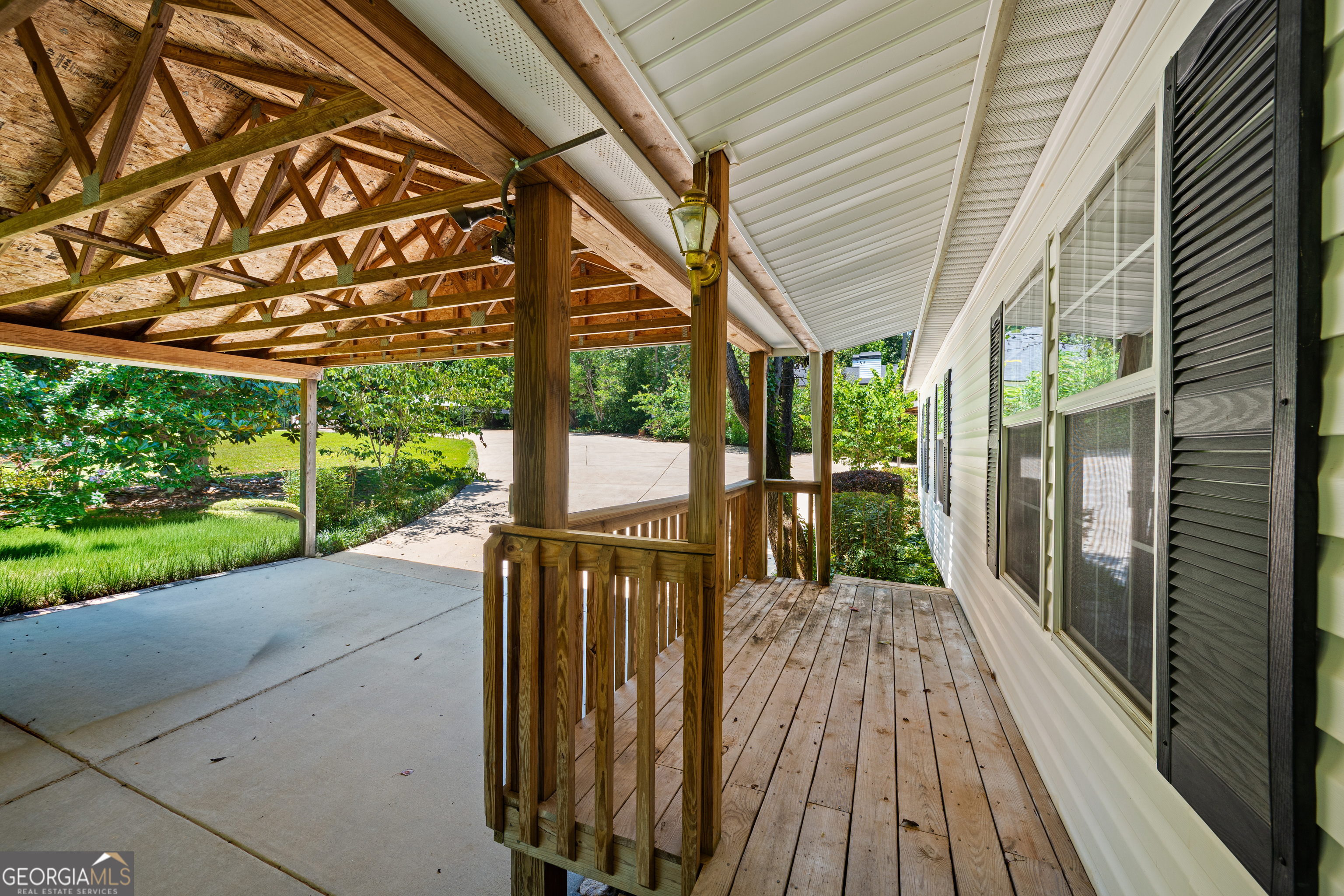 188 Deptula Road Property Photo 10