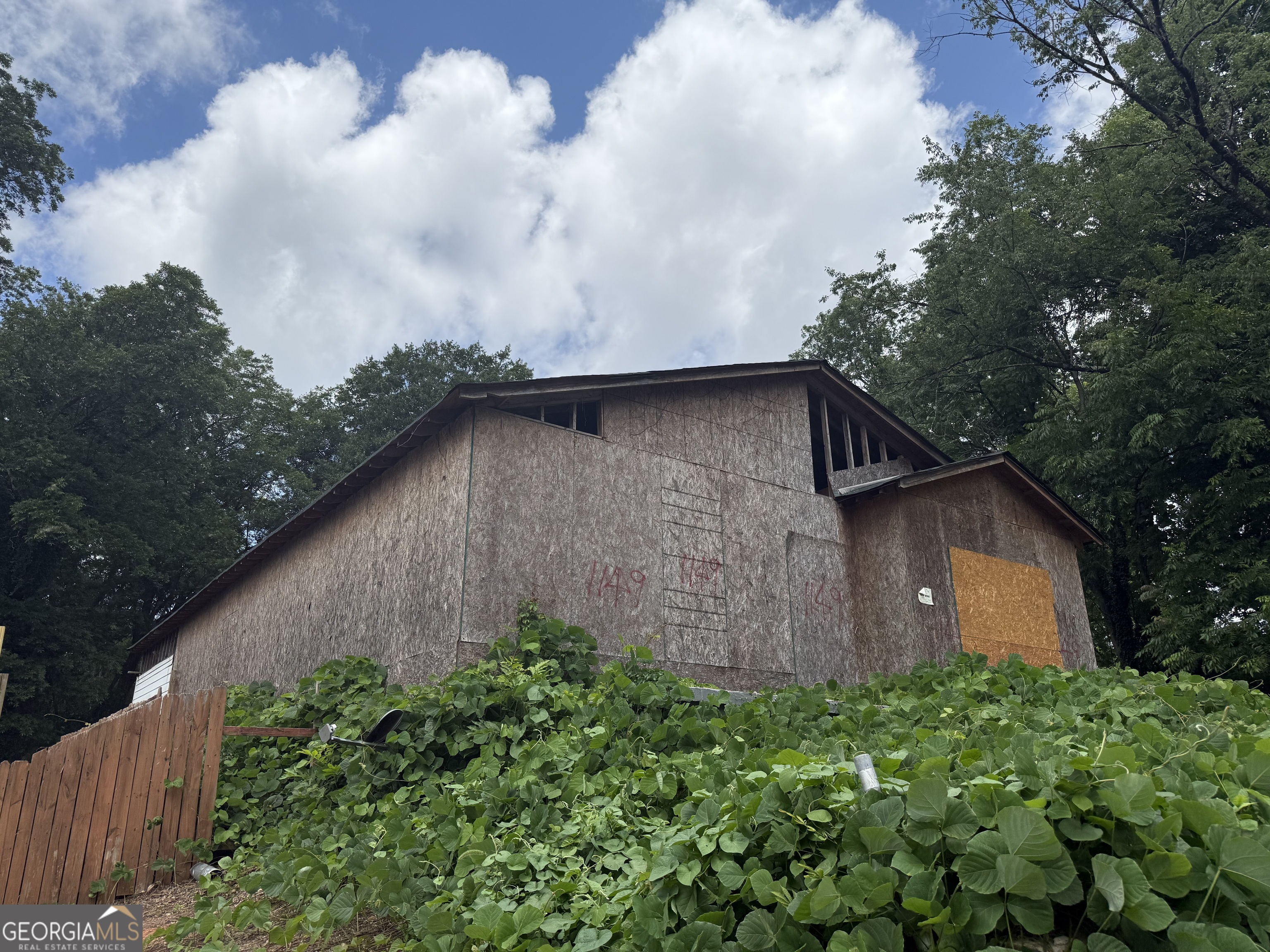 1147 Welch Street Property Photo 8