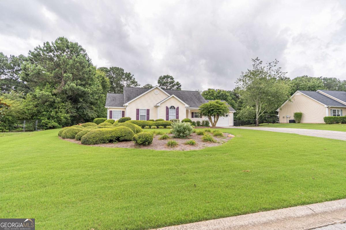 304 Ron Drive Property Photo 3