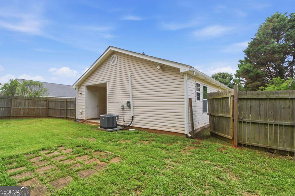 222 Dove Place Property Photo 34