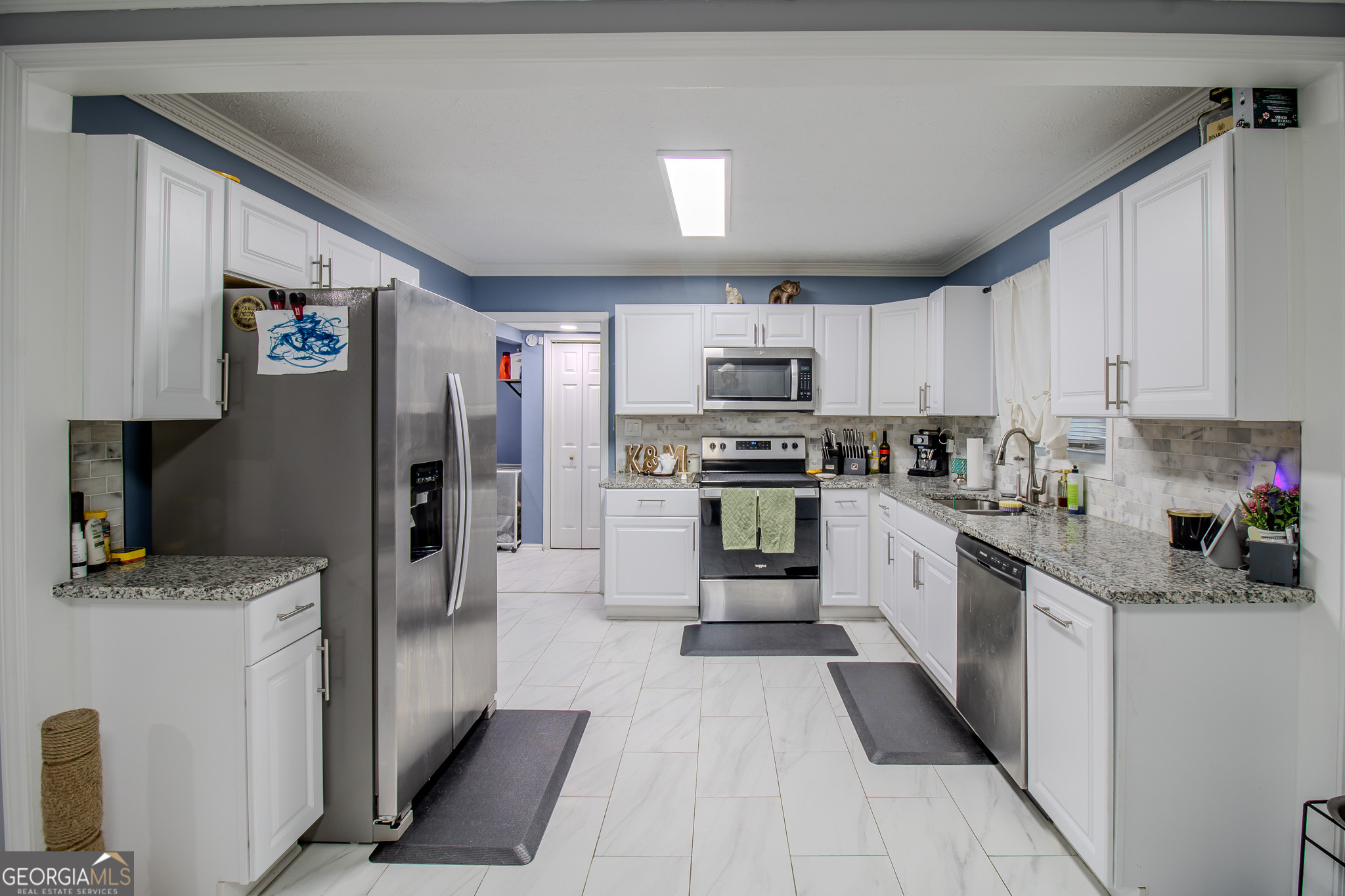 579 Lynmore Avenue Property Photo 7