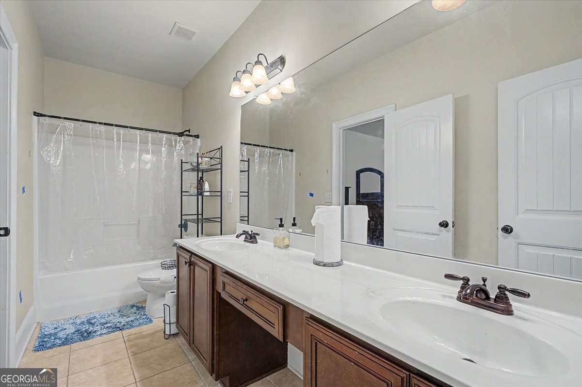 2327 Magaw Lane Property Photo 32