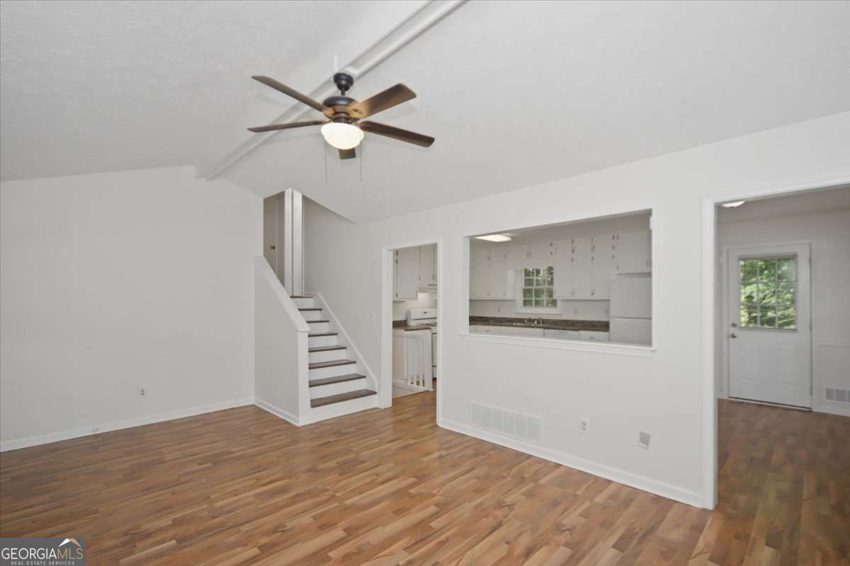 1496 Cherry Hill Road Sw Property Photo 4