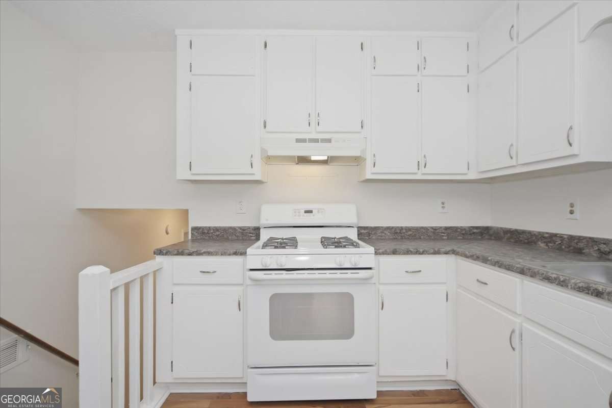 1496 Cherry Hill Road Sw Property Photo 6